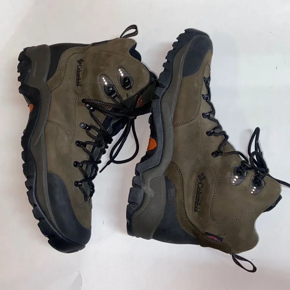 Columbia Men's Outdoor Boots - Olive and Black Size 14.0 USA